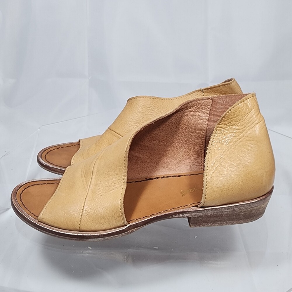 Free People Women 38 Mont Blanc Flat Sandals Brown Leather D'Orsay Booties Spain